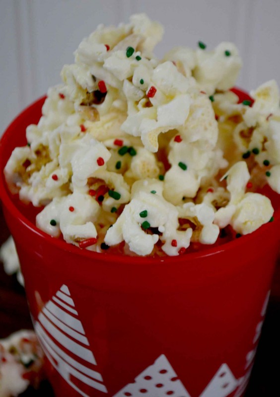 festive holiday popcorn