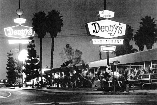 bw-historic-dennys-SF_BW