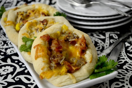 mini sausage breakfast pizza b