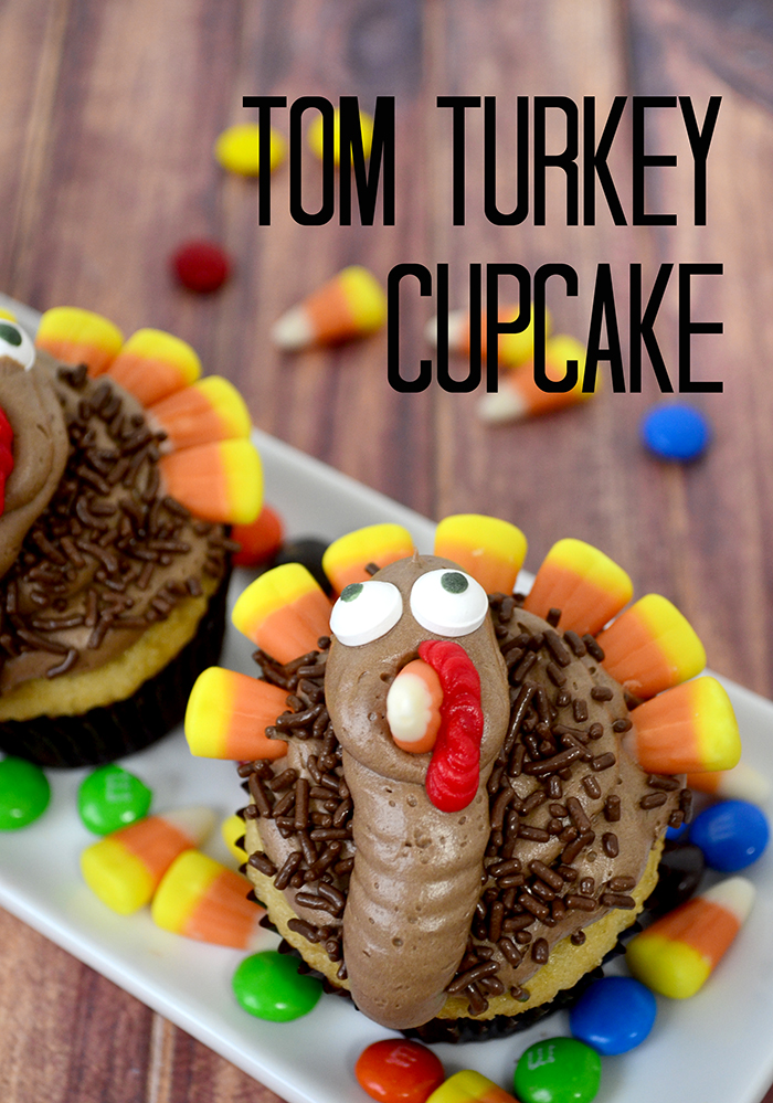 Tom Turkey Cupcake Tutorial - Pink Cake Plate