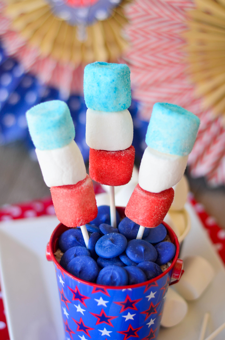 3 Marshmallow Jello Pops in container